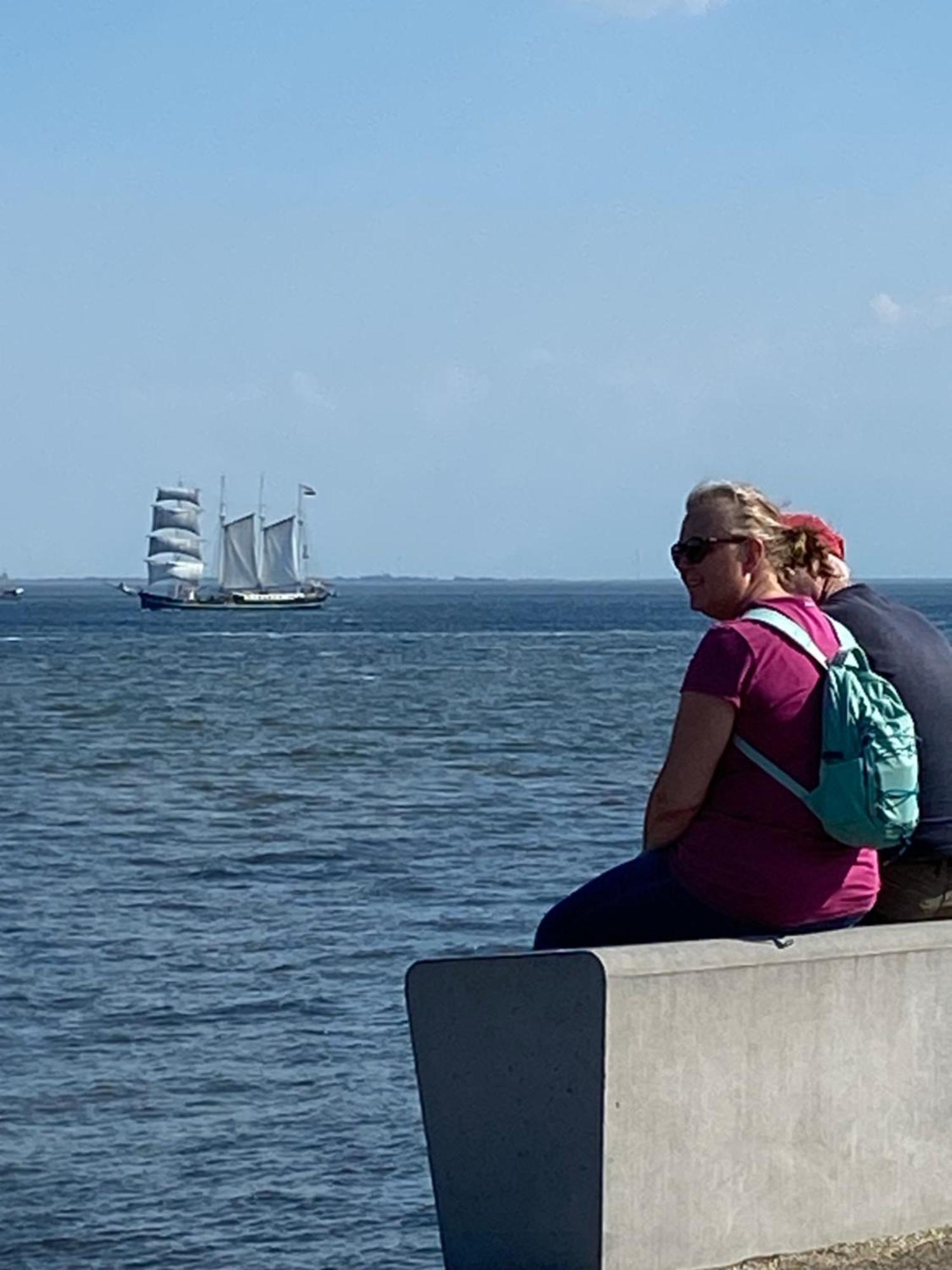 Oomes Huus Haestens And Koffie Den Hoorn  Exterior foto