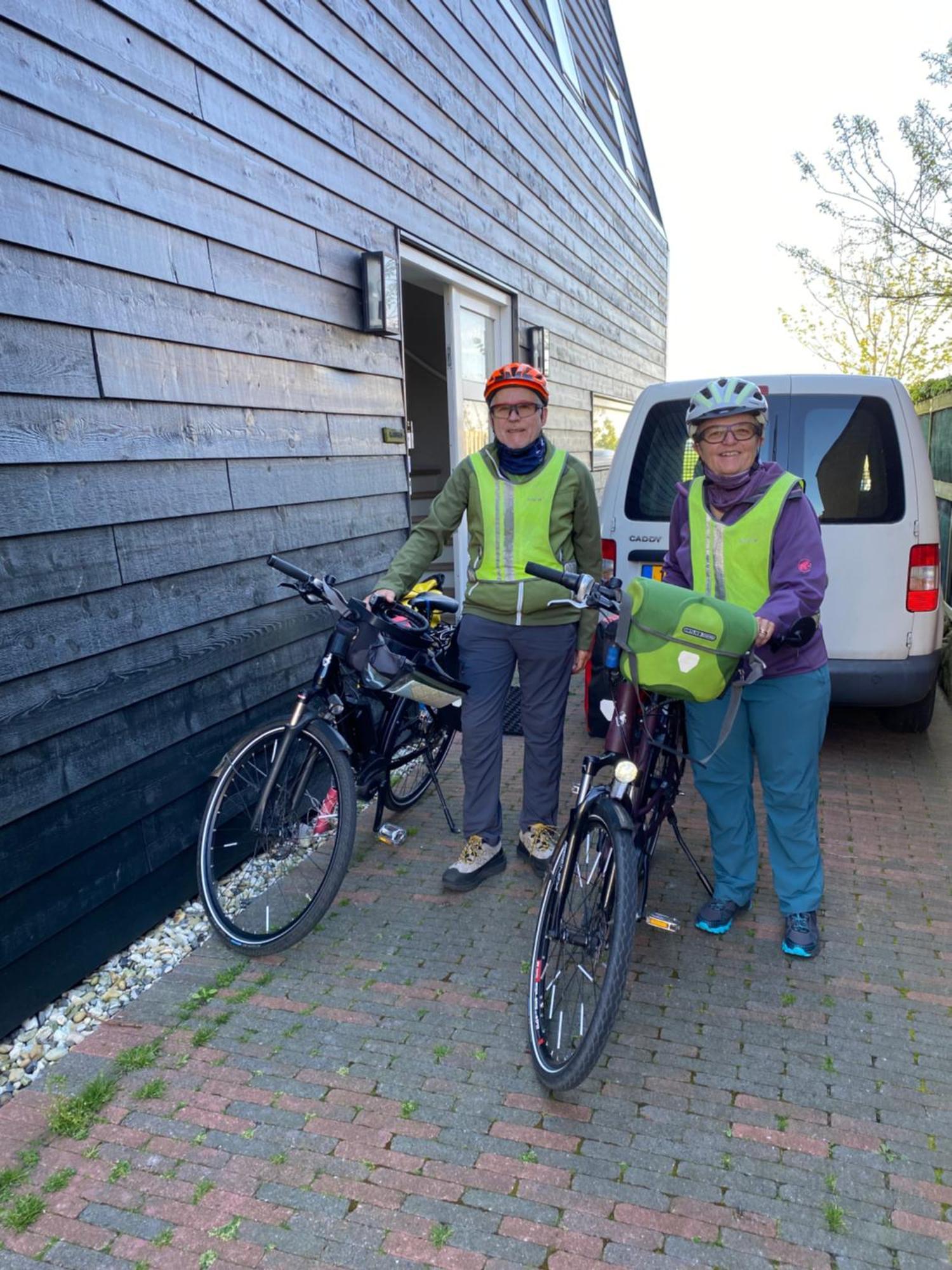 Oomes Huus Haestens And Koffie Den Hoorn  Exterior foto